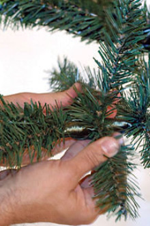 Christmas tree hinged branches